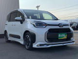 お車の車検・オイル交換・修理・鈑金塗装・ガラス修理・デントリペア・ボディコーティングなども幅広く対応しております。その際は無料で代車を貸し出し致します。車の事は何でもお任せください!
