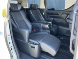 みなさまのお車選びのお手伝いをさせてください!スタッフ一同心よりご来店、お問い合わせをお待ちしております!