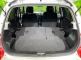 普段のお買い物や通勤、送迎等に十分な荷室スペースを確保しております。セカンドシートを倒すと、大きな荷物の積載も可能です♪
