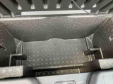 トランクルームに小物入れスペースがございます