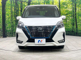 弊社では、全車『修復歴なし』のお車のみ取り扱っております。専任バイヤーによる厳選した仕入れの後、入庫後の車両チェックを行い、ネクステージが認定した高品質な中古車をご提供しております。