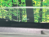 【ヘッドアップディスプレイ】現在の速度や走行情報をデジタル表示で運転席前方のガラスに投影!運転中、目線をずらさず必要な情報を確認できるのでとっても便利で安心!