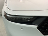 LEDヘッドライトは、点灯の瞬間から最大光量を発揮し、突然暗くなるトンネルなどでの安定感を高めます。