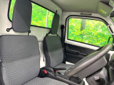 運転席シート廻りは使用感も少なく、良好な状態となっています。丁寧に使われていたことがよくわかりますね。