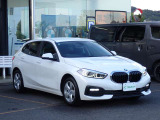 BMW在庫保有台数常時100台以上!ご来店の際はBMW本店(厚木市下荻野140-1)にご来店ください!弊社自慢の全天候型ショールーム!BMW在庫保有台数常時100台以上ございます!