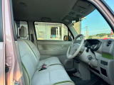 運転席側のお写真です。