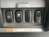 ●仕入れ段階で徹底したチェックを行い、厳しい審査にパスした車だけを展示・販売しています。弊社ではこれをプロチェックと呼び、数十の独自チェック項目に基づき、車の状態を調べ上げています。