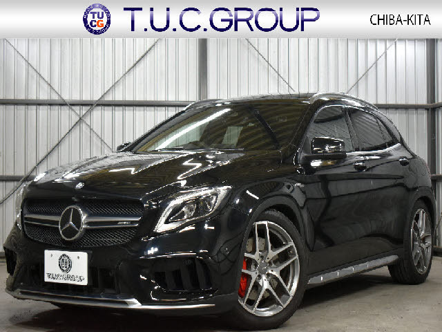 GLAクラスAMG GLA45 4マチック 4WD