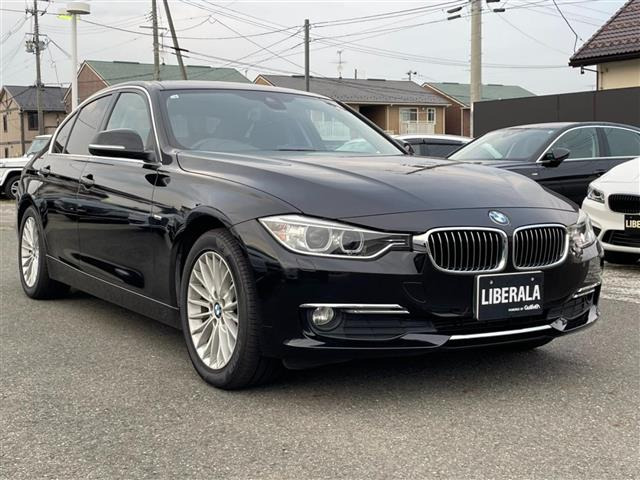 3シリーズセダン320d ラグジュアリー本革シート ワンオーナー