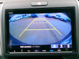 後方確認はバックカメラにお任せ♪後退時に便利で、駐車が楽になります♪