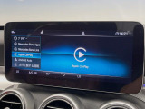 ●Apple Car Play:スマホとの有線接続で、ナビ・オーディオ再生などスマホのアプリ機能が画面でも使える便利機能です!