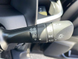 【オートライト】は、付け忘れや消し忘れを防ぐことができます。高速道路などのトンネルなどにも役立ちます♪