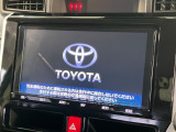 【純正ナビ】人気の純正ナビを装備しております。ナビの使いやすさはもちろん、オーディオ機能も充実!キャンプや旅行はもちろん、通勤や買い物など普段のドライブも楽しくなるはず♪