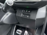 レーンキープアシスト搭載、運転支援してくれます。