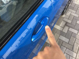 このお車は【浦和美園支店】に展示中です!ご来場、お問い合わせをスタッフ一同お待ちしております。<住所>埼玉県さいたま市緑区美園6-11-1 <TEL>048-812-2525