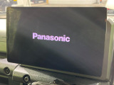 【大画面ナビ】人気の大型10インチナビを装備。存在感のある大画面はインパクト大!ナビ利用時のマップ表示は見やすく、テレビやDVDは臨場感がアップ!いつものドライブがグッと楽しくなります♪