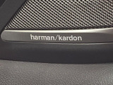 ●harman/kardonサウンドシステム:オーディオ専門メーカーが手掛けるプレミアムスピーカーを装備。多数のスピーカーから、音の粒立ちまで分かる高品質な音楽をお楽しみいただけます。