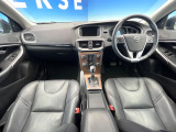 V40  D4 インスクリプション