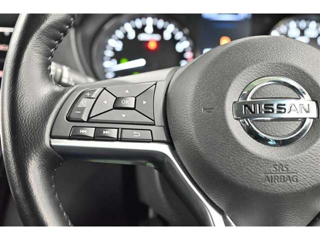 日産 エクストレイル 2.0 20Xi 4WD の中古車詳細 (76,000km, オレンジ
