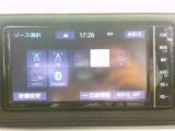 嬉しい装備です♪フルセグTV・DVD再生・Bluetoothオーディオに対応しています!!
