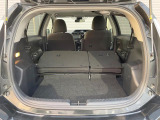 普段のお買い物や通勤、送迎等に十分な荷室スペースを確保しております。セカンドシートを倒すと、大きな荷物の積載も可能です♪