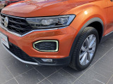 デイタイムランニングライトを装着。他車からの視認性を高めるとともにデザインのポイントとしても◎
