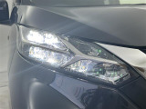 【ライト・ランプ】ワレもなく綺麗な状態なので、悪天候や夜間の走行も視界良好で安心してお乗りいただけます。ヘッドライト・ホイール・フロントガラスなど色々な部分コーティングをご用意しております!