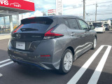 R2年式 リーフ S ダークメタルグレーメタリックのお車が入荷しました☆