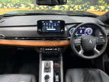 アウトランダー PHEV 2.4 P 4WD 