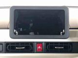 当車両はオーディオレスです。多彩なナビゲーション・オーディオをご用意しております。詳しくは当店スタッフにお問い合わせください。