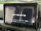 【大画面ナビ】人気の大型9インチナビを装備。存在感のある大画面はインパクト大!ナビ利用時のマップ表示は見やすく、テレビやDVDは臨場感がアップ!いつものドライブがグッと楽しくなります♪