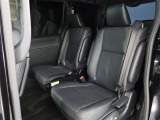 ゆとりある広々とした車内空間は、ドライブを始め買い物やレジャーなど、幅広く活躍します。一人でもみんなとでもお出かけを楽しみましょう!