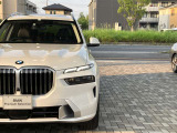 このお車は【浦和美園支店】に展示中です!ご来場、お問い合わせをスタッフ一同お待ちしております。<住所>埼玉県さいたま市緑区美園6-11-1 <TEL>048-812-2525