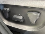 【パワーシート】スイッチ一つで簡単にシートの微調整が可能!電動だから力もいりません!快適なシートポジションにセットして、快適なドライブをお楽しみください。