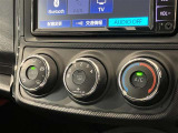 マニュアルエアコンになります