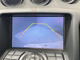【バックモニター】駐車時に後ろの映像がナビゲーションにうつるので駐車がらくらく★車庫入れが心配な方もバックモニターで安心★