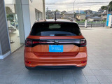 希少なT-CROSS R-LINE エナジェティックオレンジメタリック 入荷しました!
