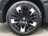 【BMWアロイホイル】軽量かつ強度に拘ったアロイホイル。走行性能ポテンシャルを引き出す設計。車の足元を引き締めてくれる大きなポイントはアロイホイルです。