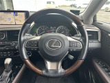 気になる車はすぐにお問い合わせください!画面右側の0066から始まる無料ダイヤルからお問い合わせ下さい!専門スタッフがお車のご質問にお答えいたします!