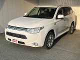 【中古車情報】三菱 アウトランダーPHEV 2.0 G ナビパッケージ 4WD 前方ドラレコ 純正ナビ バックカメラ BT の中古車詳細（走行距離：7.9万km、カラー：ホワイトパール、販売地域：山形県山形市城西町）