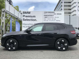 【XDrive】強大なパワーをXdriveシステムが瞬時に理想的な可変配分を行い、かつてない安心・快適・スポーティな走りを約束します。走行状況に応じてトルク配分を最適化してくれる優れものです!