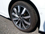 【アルミホイール】アルミホイール 10スポークダイナミックデザイン コントラストグレー 8J×18+245 / 40 R18タイヤ