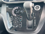 気になる車はすぐにお問い合わせください!画面右側の0066から始まる無料ダイヤルからお問い合わせ下さい!専門スタッフがお車のご質問にお答えいたします!