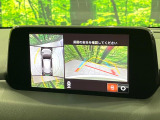 【360°ビューモニター】専用のカメラにより、上から見下ろしたような視点で360度クルマの周囲を確認することができます☆死角部分も確認しやすく、狭い場所での切り返しや駐車もスムーズに行えます。