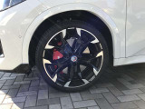 このお車は【浦和美園支店】に展示中です!ご来場、お問い合わせをスタッフ一同お待ちしております。<住所>埼玉県さいたま市緑区美園6-11-1 <TEL>048-812-2525