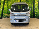 弊社では、全車『修復歴なし』のお車のみ取り扱っております。専任バイヤーによる厳選した仕入れの後、入庫後の車両チェックを行い、ネクステージが認定した高品質な中古車をご提供しております。
