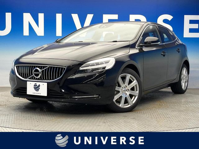 V40  D4 インスクリプション