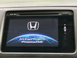 【メーカー純正ナビ】インテリアに溶け込むスタイリッシュな「専用設計」メーカーナビを装備♪視認性や操作性など基本性能にも優れ、より上質なカーライフをお楽しみいただけます。