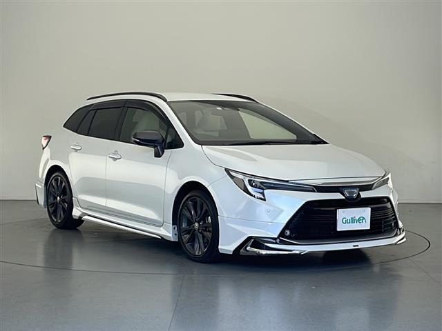 カローラツーリング1.8 ハイブリッド W×B E-Four 4WDワンオーナー