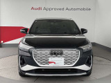 Audiの象徴であるシングルフレームグリルをよりワイドで低くシャープなデザインとすることでワイド&ローのフォルムを協調しています。